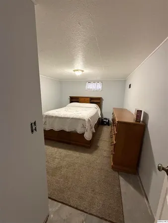 $215,000 | 6410 Hickory Grove North, Quincy, IL 62305