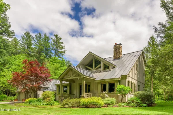 $1,250,000 | 210 Church Street, Lee, MA 01238