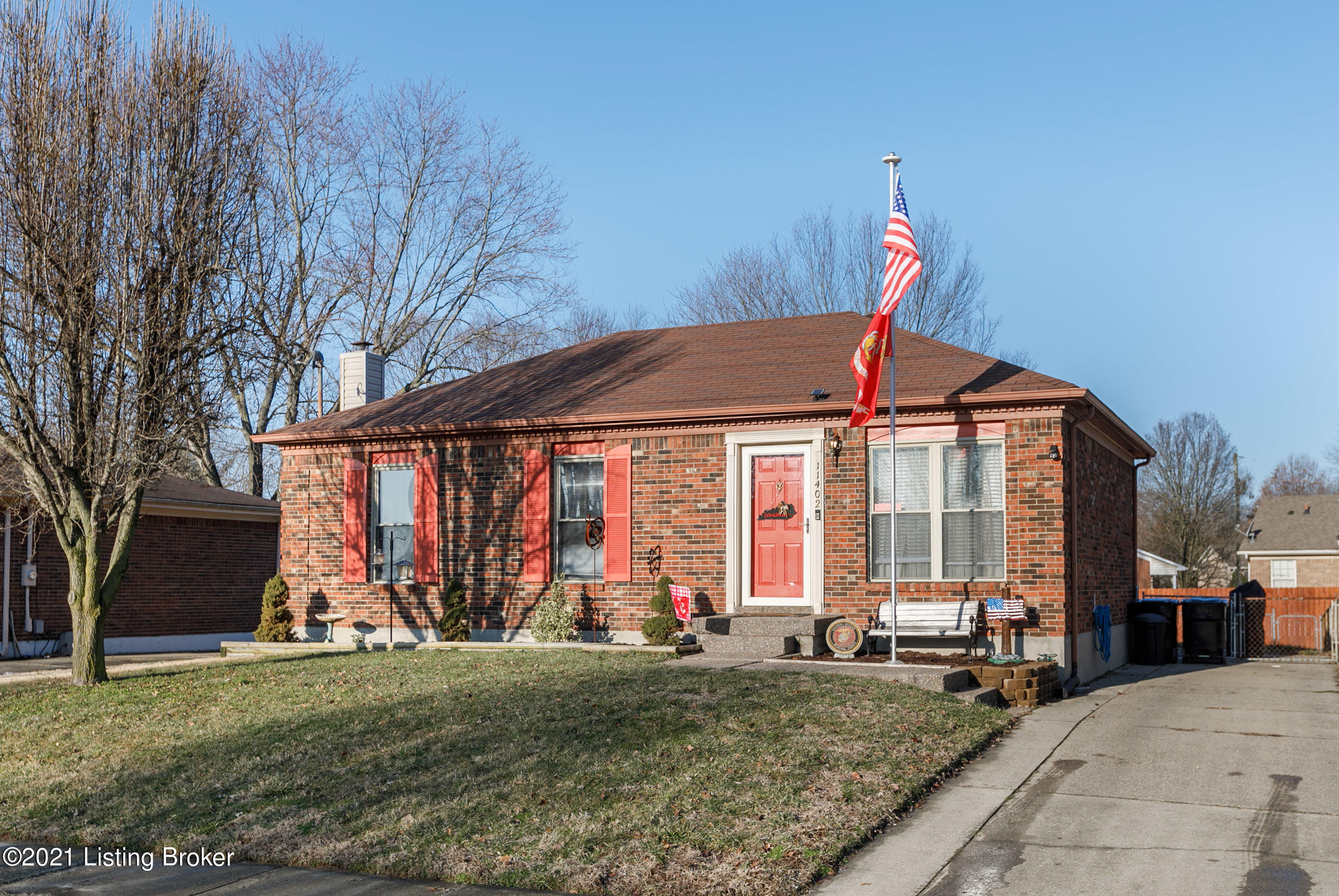11402 Angelina Road Louisville, KY 40229 - Photo 2 of 30 0003