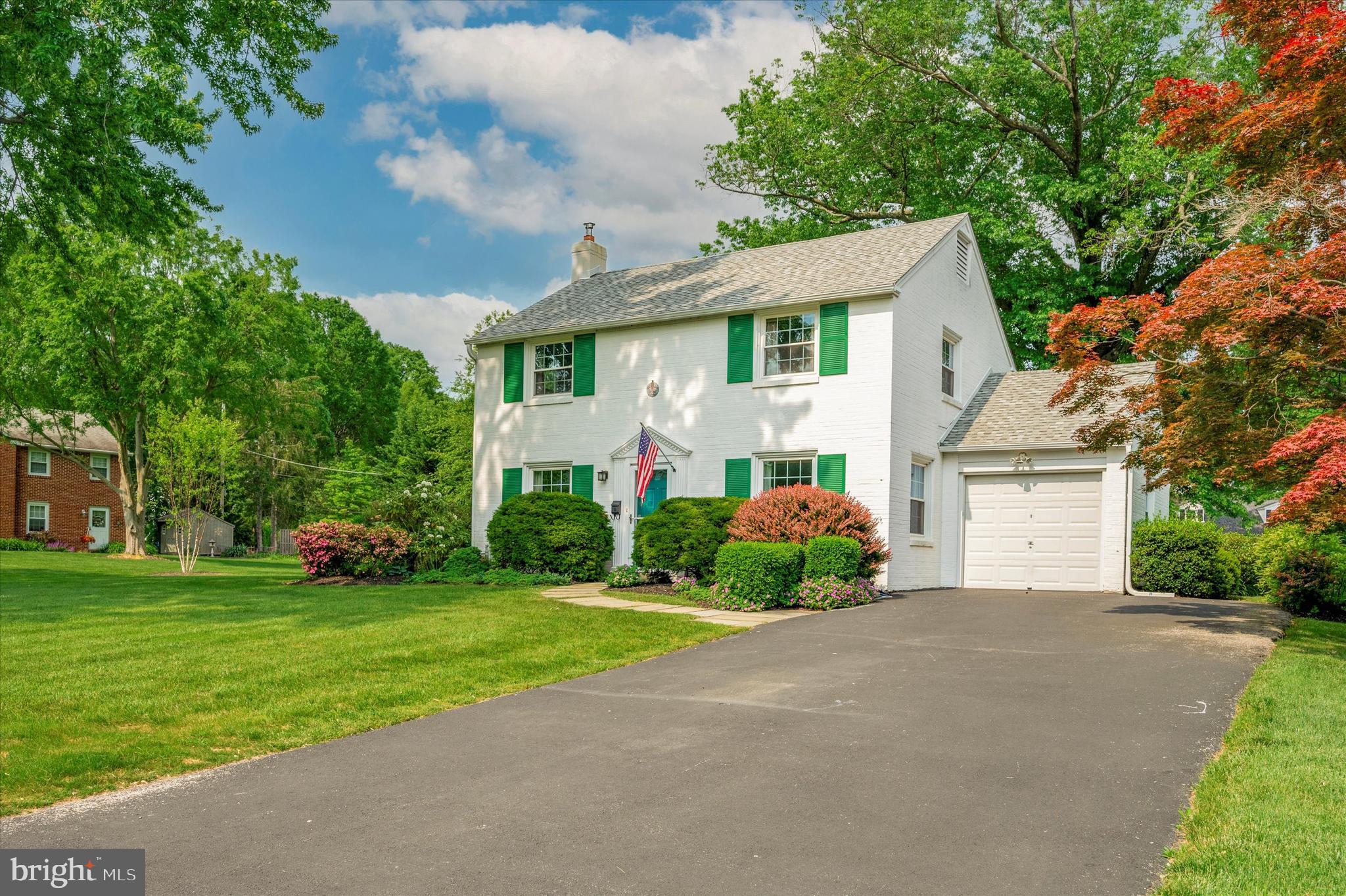 410 Briarwood Road Wallingford, PA 19086 - Photo 1 of 25