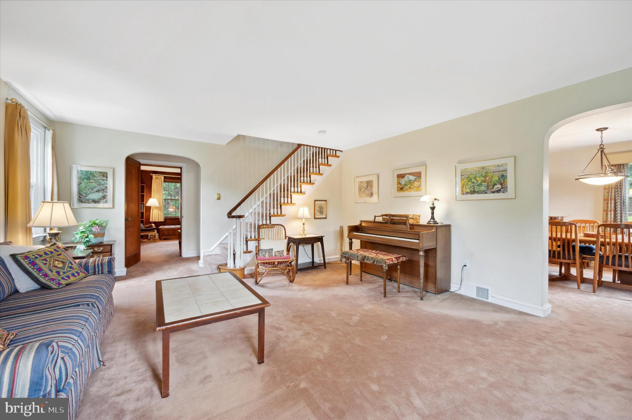 410 Briarwood Road Wallingford, PA 19086 - Photo 4 of 25