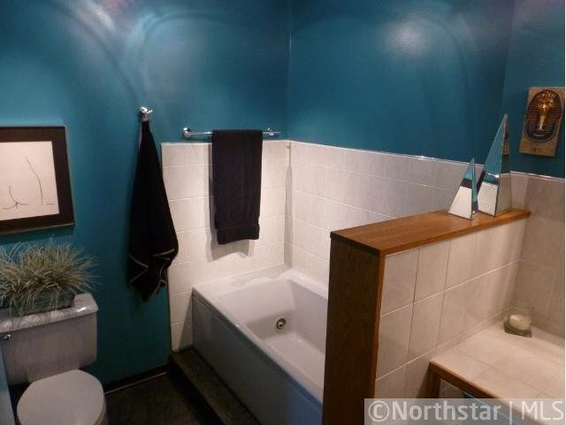 720 County Rd C West Roseville, MN 55113 - Photo 10 of 15 Gallery Image 10