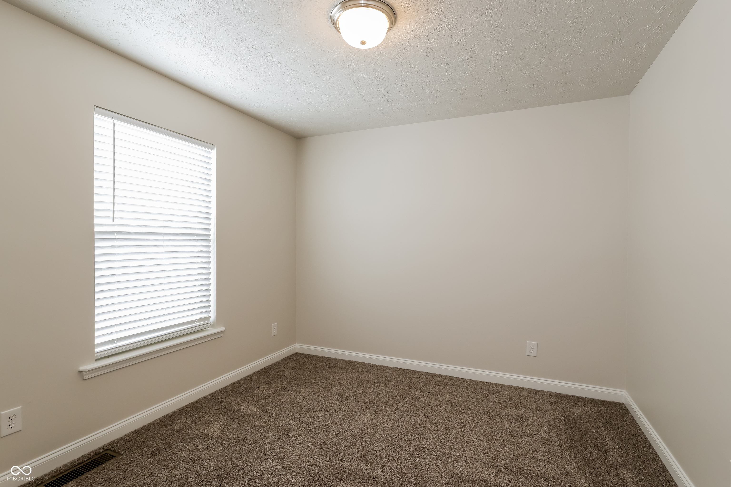 8024 Lucas Lane Charlestown, IN 47111 - Photo 14 of 17