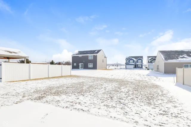$2,110 | 8024 Lucas Lane, Charlestown, IN 47111