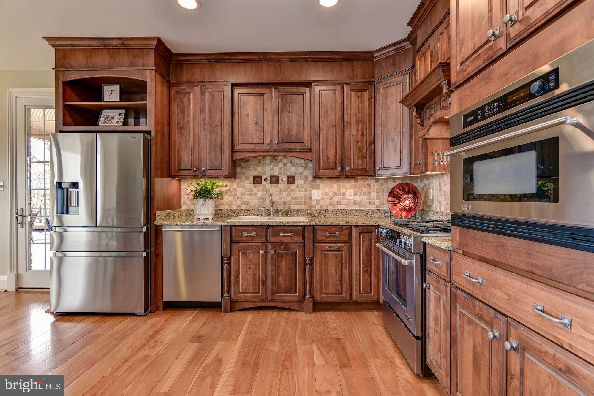 8728 Pete Wiles Road Middletown, MD 21769 - Photo 14 of 47 RED BIRCH RANDOM-WIDTH HARDWOOD FLOORS