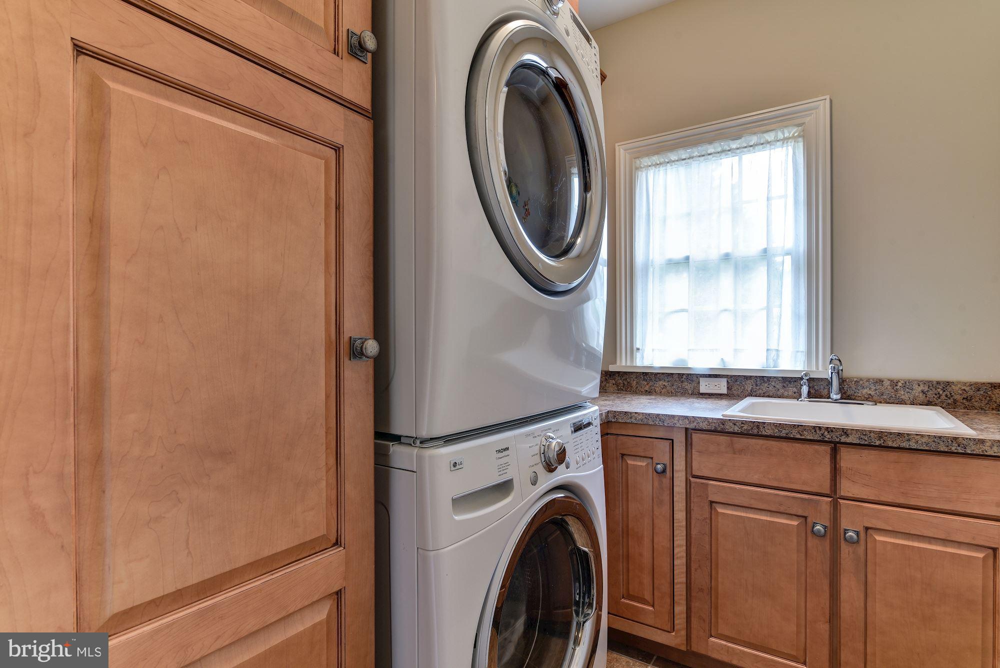 8728 Pete Wiles Road Middletown, MD 21769 - Photo 23 of 47 THE LAUNDRY CENTER