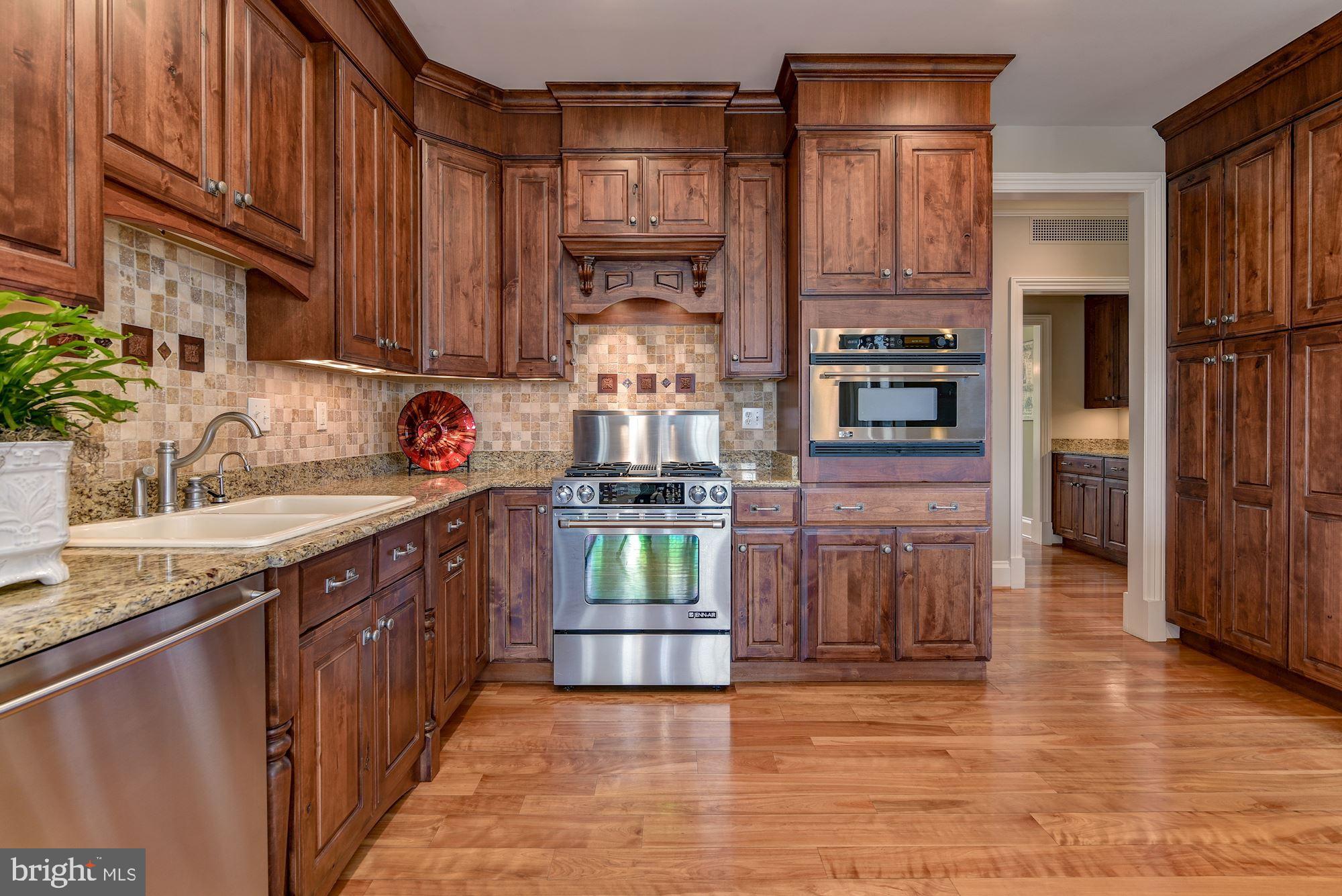 8728 Pete Wiles Road Middletown, MD 21769 - Photo 10 of 47 DISCOVER ELEGANCE AT EASE IN THE KITCHEN