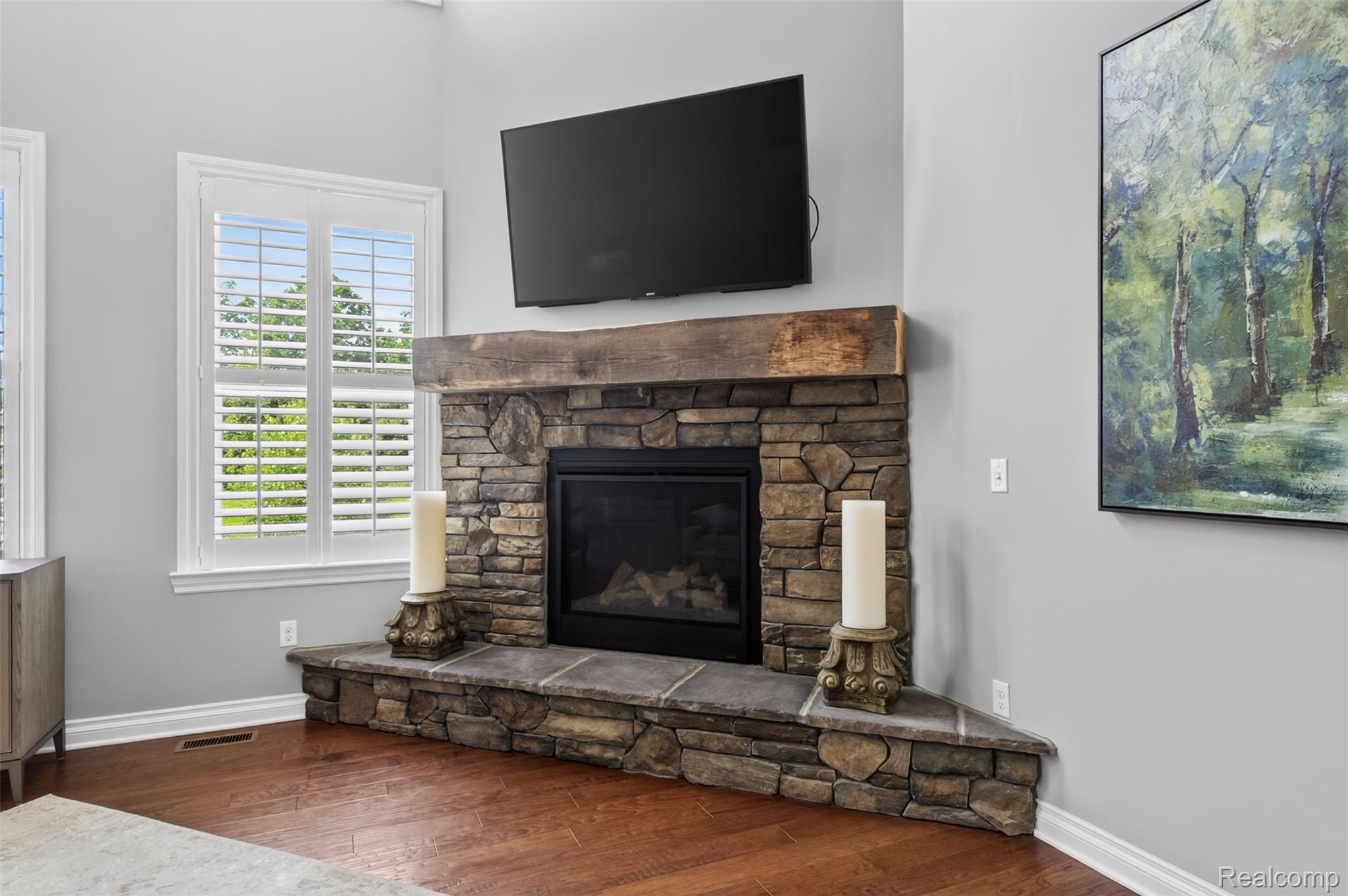 2531 Walnut View Drive Howell, MI 48855 - Photo 9 of 34 IMG_3629.jpg