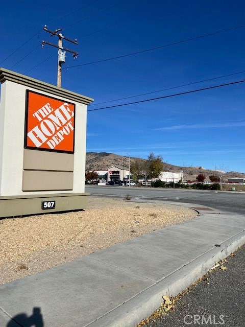 408 North Mill Street Tehachapi, CA 93561 - Photo 11 of 13