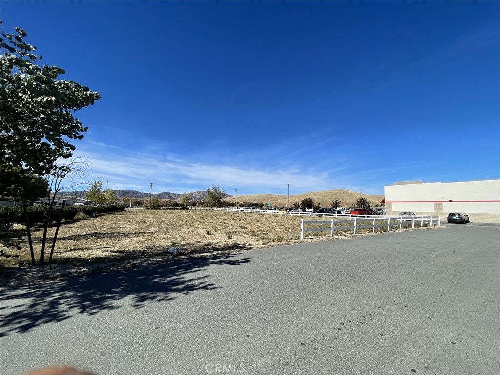 408 North Mill Street Tehachapi, CA 93561 - Photo 4 of 13 a view of an ocean and beach