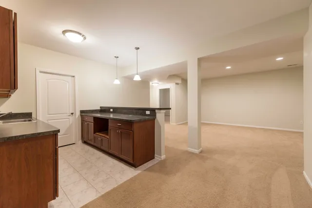 $2,700 | 2962 Hunley Drive, Ann Arbor, MI 48105