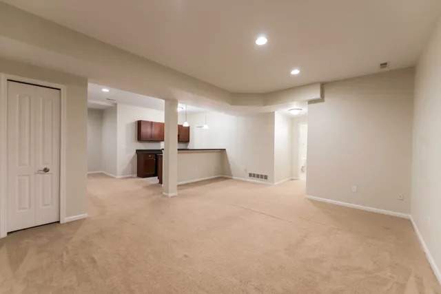 $2,700 | 2962 Hunley Drive, Ann Arbor, MI 48105