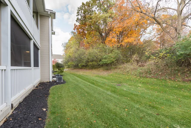 $2,700 | 2962 Hunley Drive, Ann Arbor, MI 48105