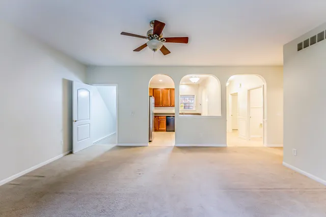 $2,700 | 2962 Hunley Drive, Ann Arbor, MI 48105