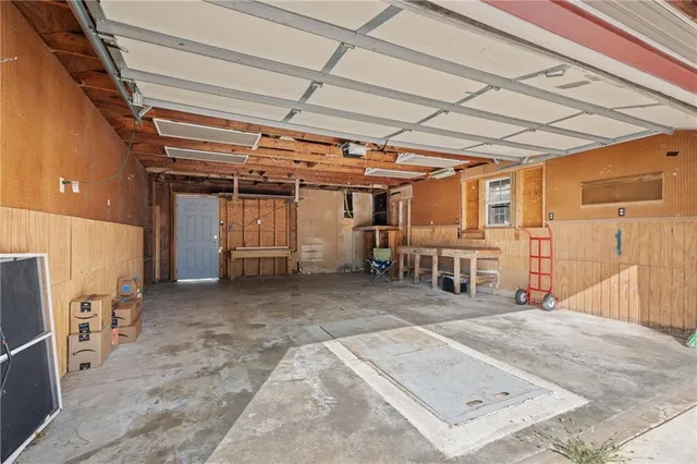 $255,000 | 401 North Vine Street, Caney, KS 67333