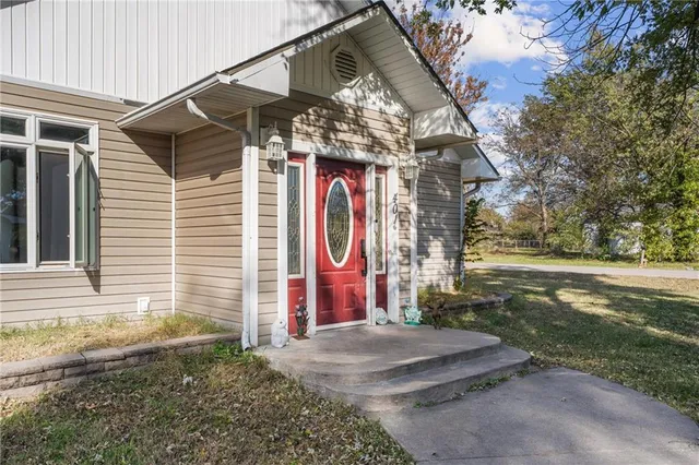 $255,000 | 401 North Vine Street, Caney, KS 67333