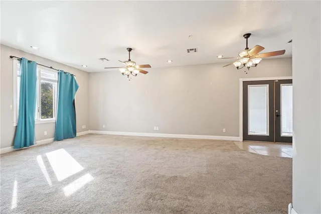 $255,000 | 401 North Vine Street, Caney, KS 67333