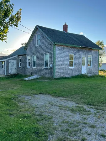 $62,000 | 48 Middle Street, Whitneyville, ME 04654