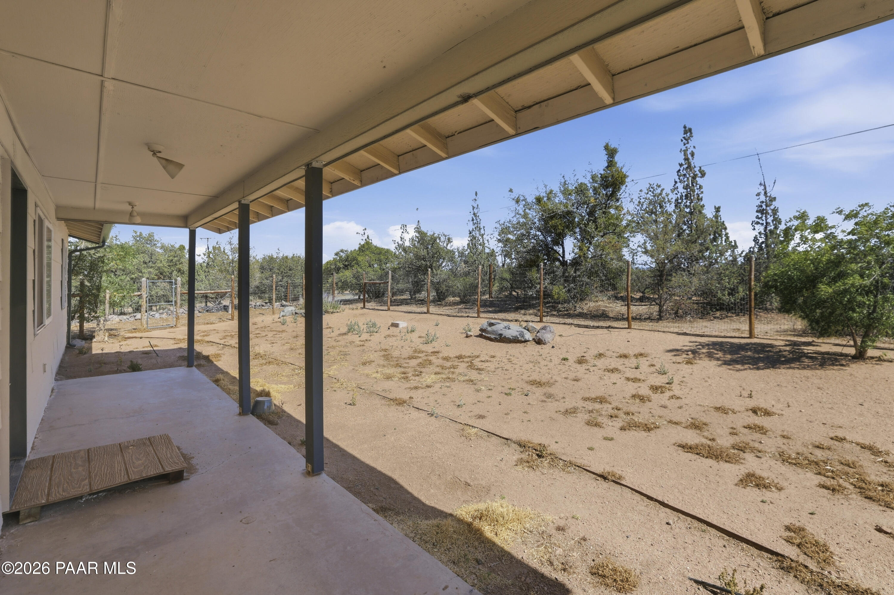 1690 West Oneal Road Prescott, AZ 86305 - Photo 30 of 61 Front Patio