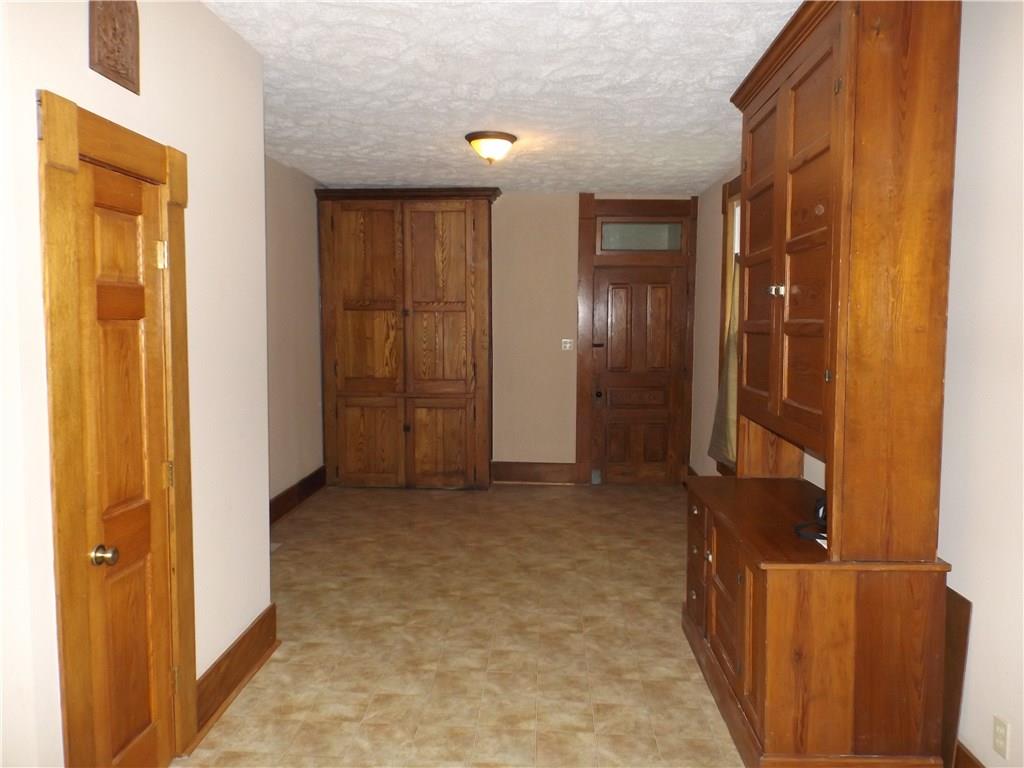 5922 East Blue Ridge Road Shelbyville, IN 46176 - Photo 4 of 24