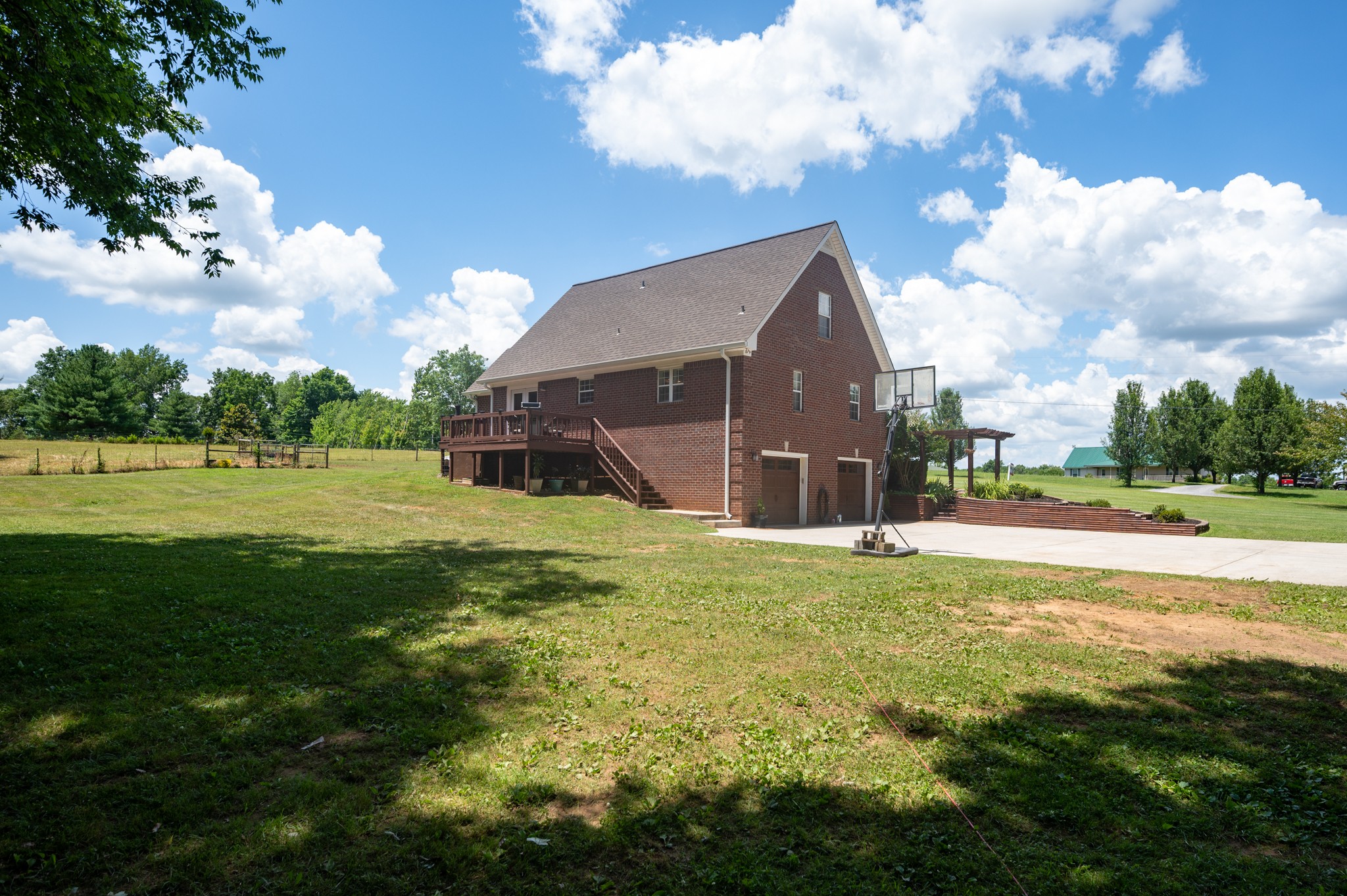 247 Thompson Road Shelbyville, TN 37160 - Photo 3 of 26 Gallery Image 3