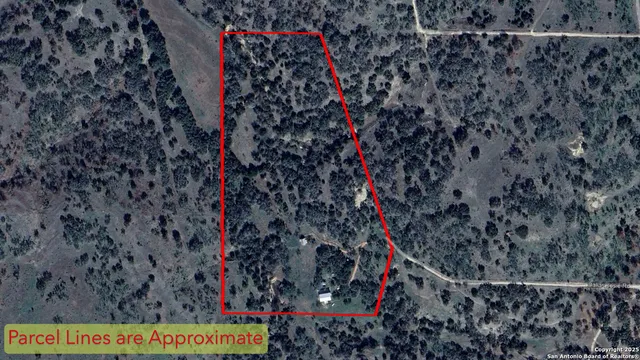 $530,000 | 857 Dallas Josie Road, Harper, TX 78631