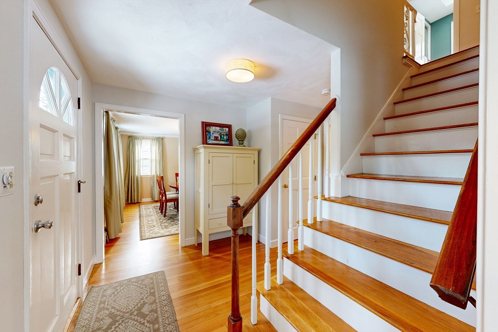57 Colonial Road Medfield, MA 02052 - Photo 19 of 38 Gallery Image 19