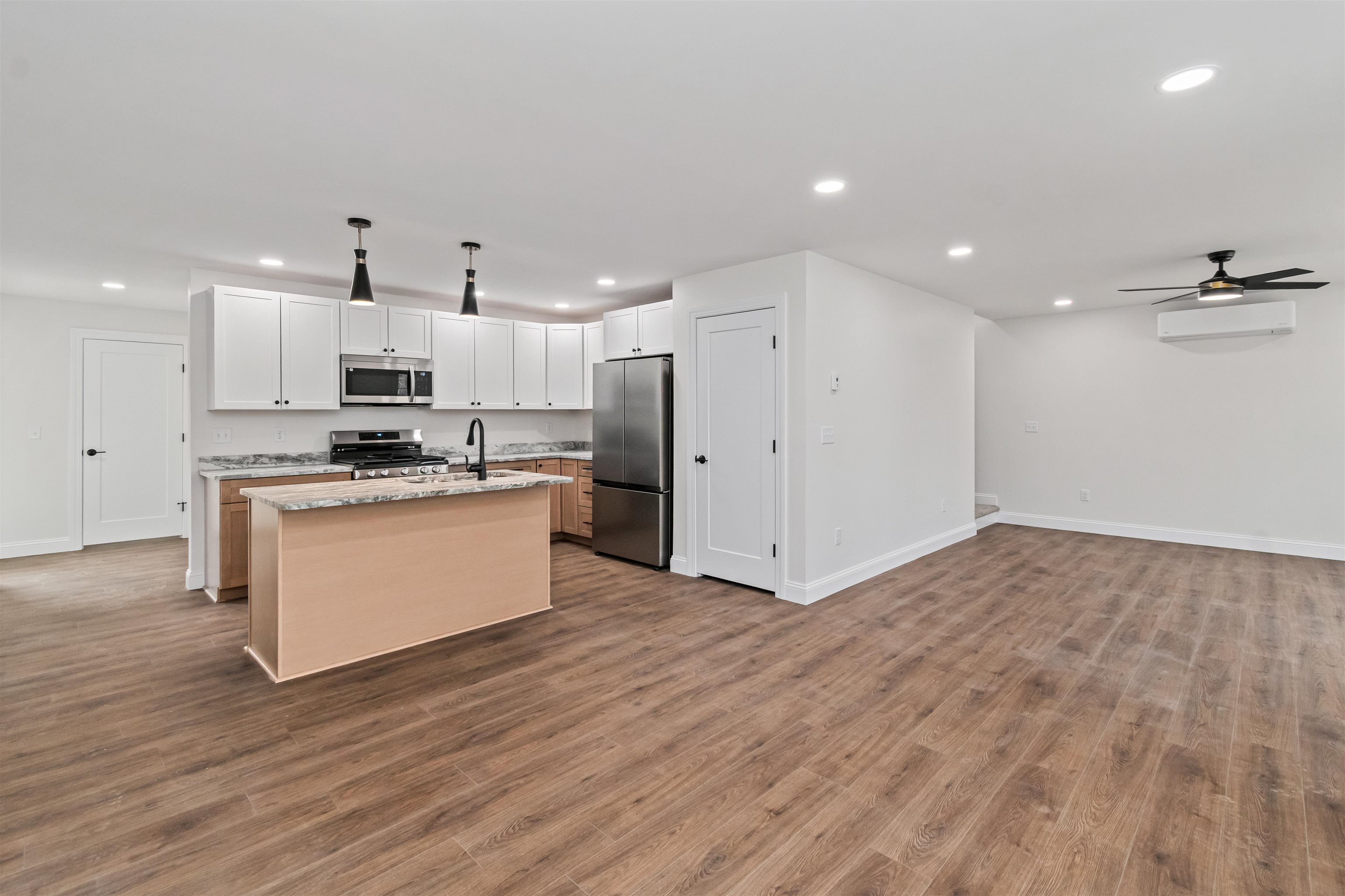 28 Upper Gilman Street, Unit 5 St. Albans, VT 05478 - Photo 4 of 41