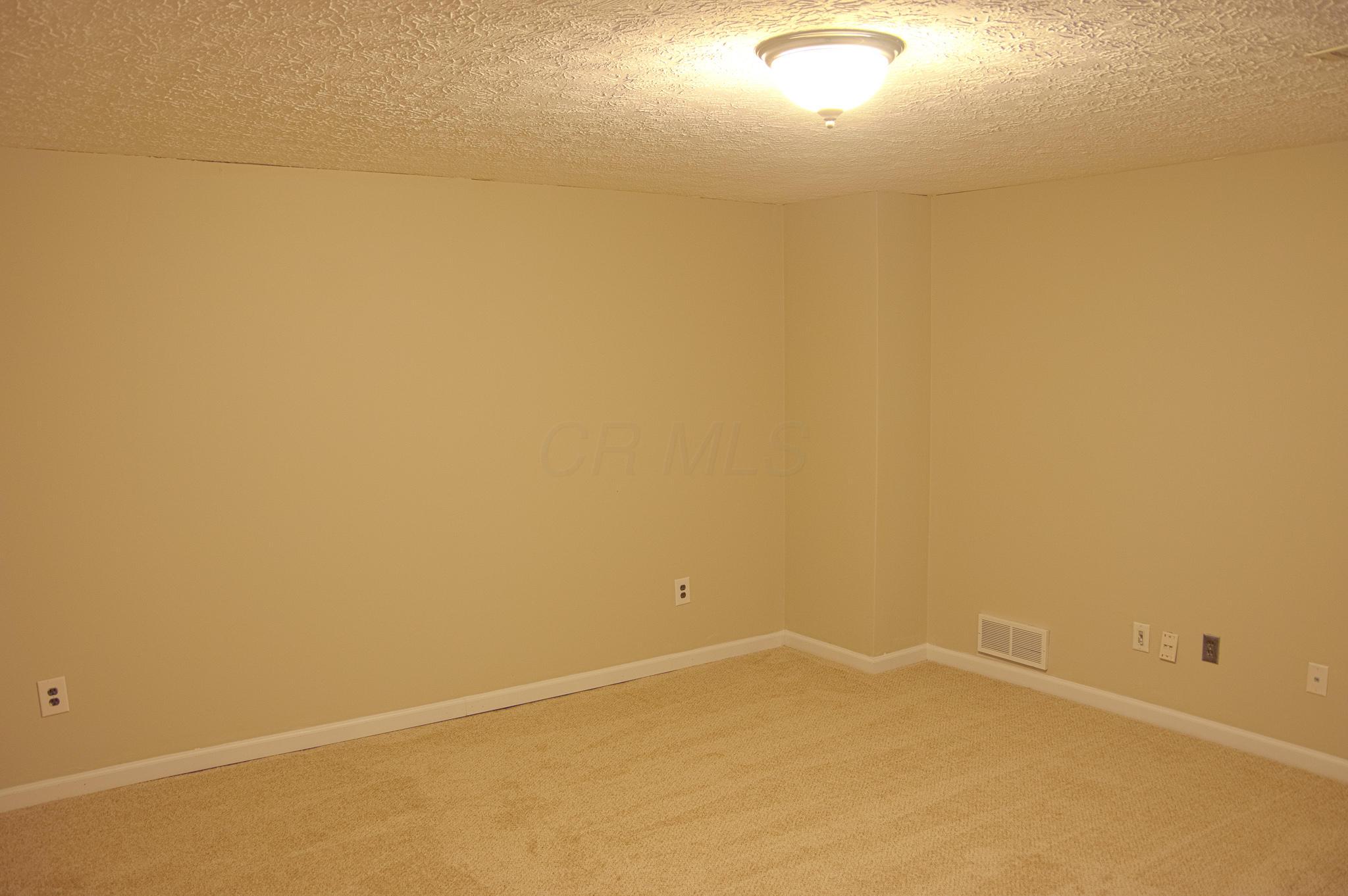 2709 Hard Road, Unit 2 Columbus, OH 43235 - Photo 20 of 20