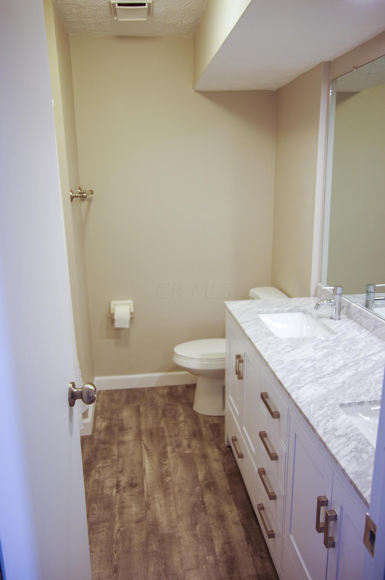 2709 Hard Road, Unit 2 Columbus, OH 43235 - Photo 10 of 20
