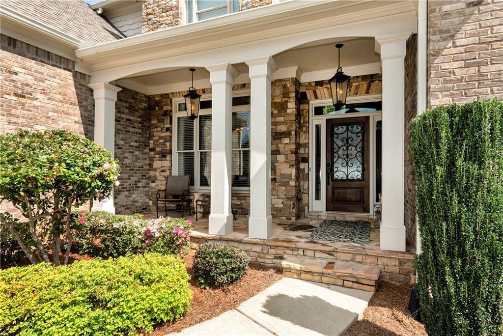 405 Forrest Lane Gainesville, GA 30501 - Photo 7 of 69