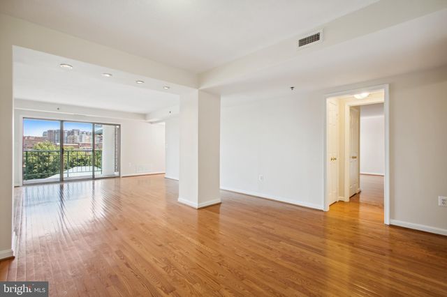 $600,000 | 505 East Braddock Road, Unit 608, Alexandria, VA 22314