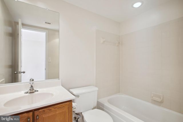 $600,000 | 505 East Braddock Road, Unit 608, Alexandria, VA 22314