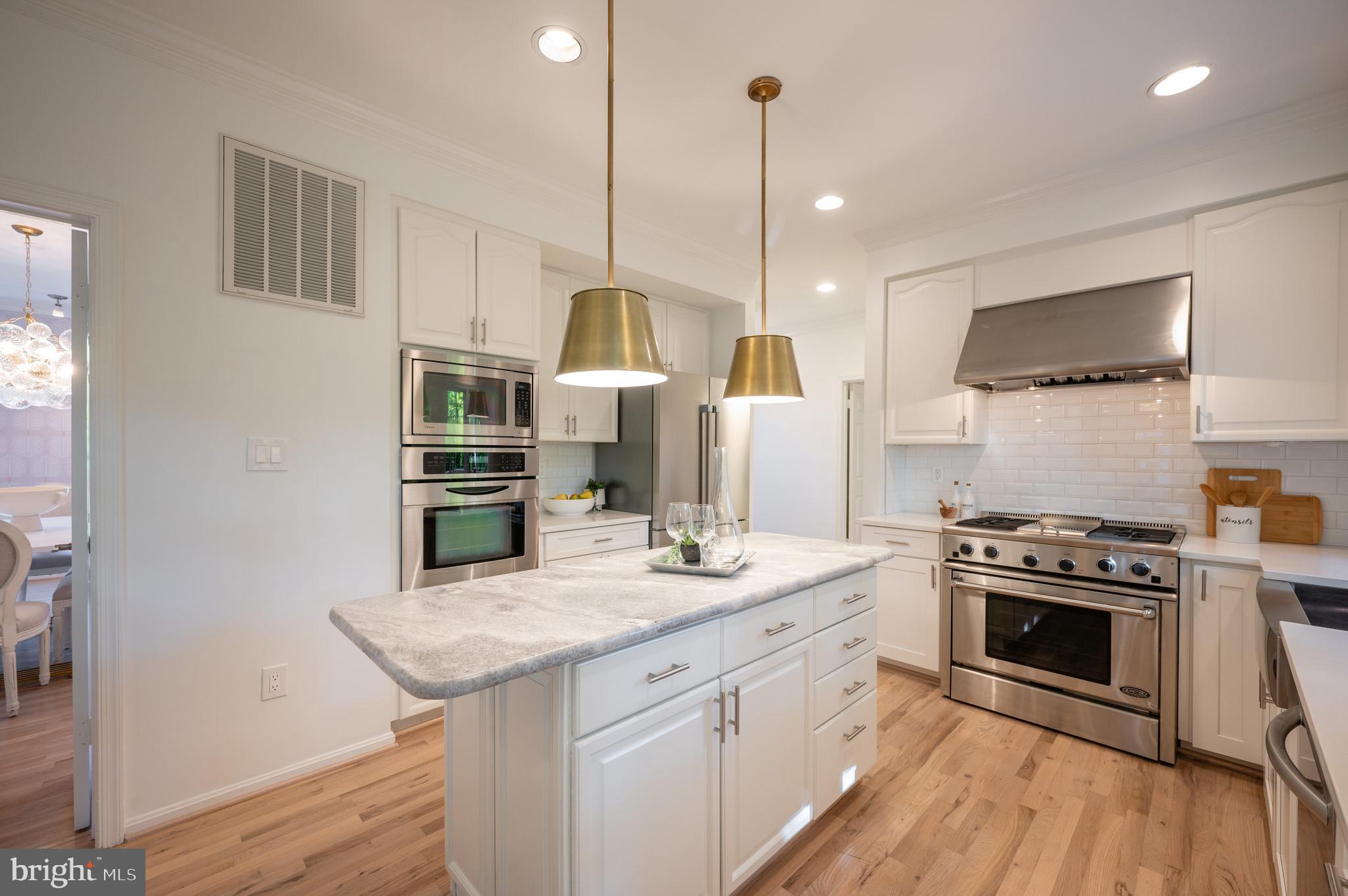 8701 Middleford Drive Springfield, VA 22153 - Photo 9 of 55 Perfect for entertaining