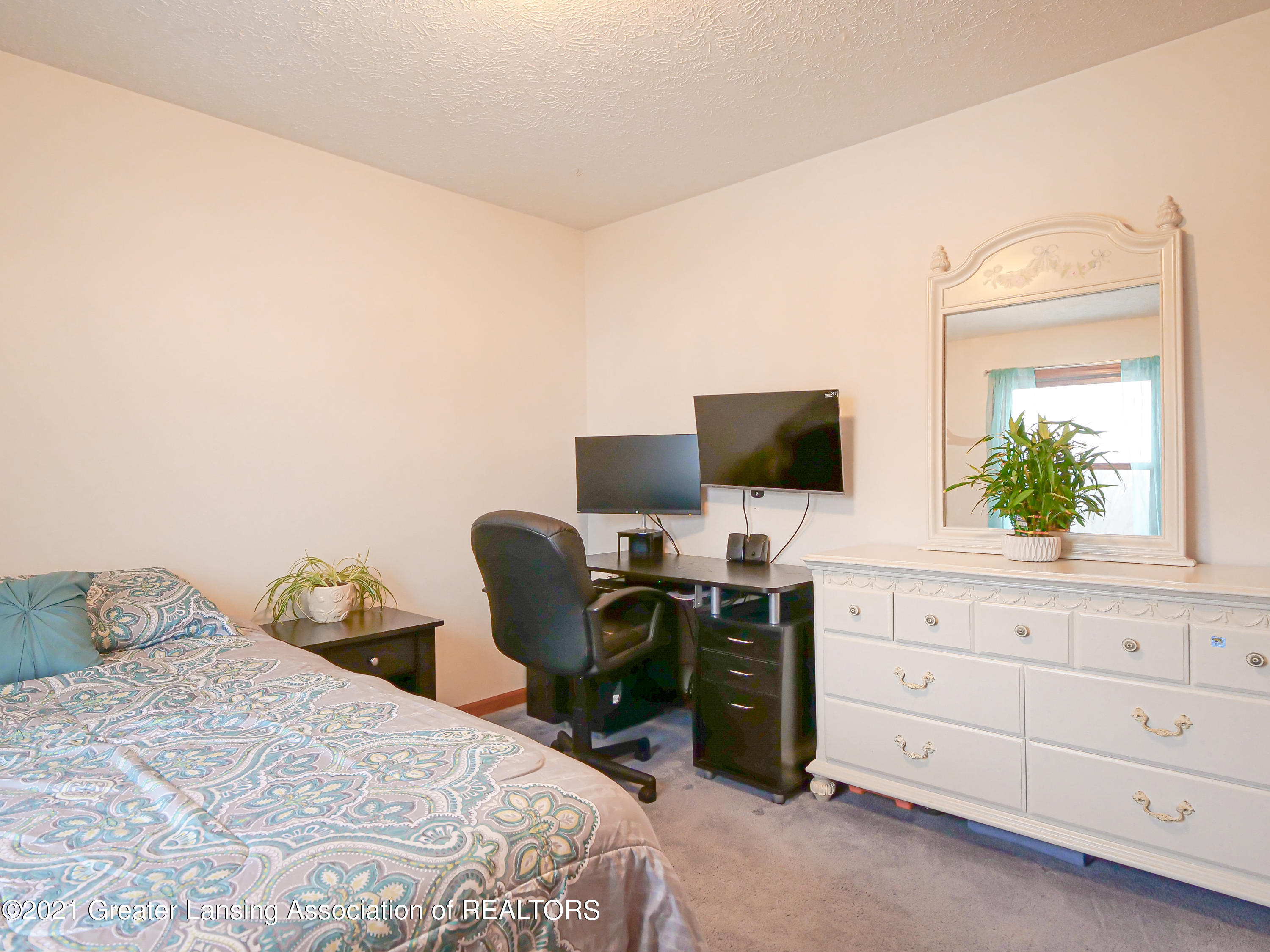 6148 Plains Road Eaton Rapids, MI 48827 - Photo 16 of 36 6148_Plains_Rd-26