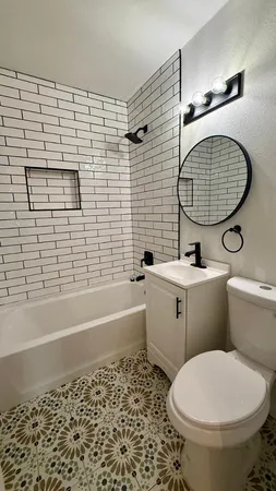 $1,695 | 3037 East Brill Street, Phoenix, AZ 85008