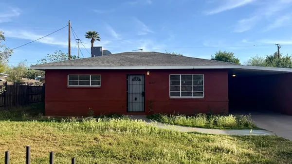 $1,695 | 3037 East Brill Street, Phoenix, AZ 85008