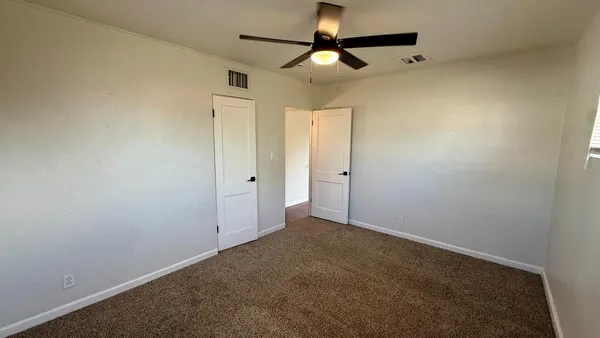 $1,695 | 3037 East Brill Street, Phoenix, AZ 85008