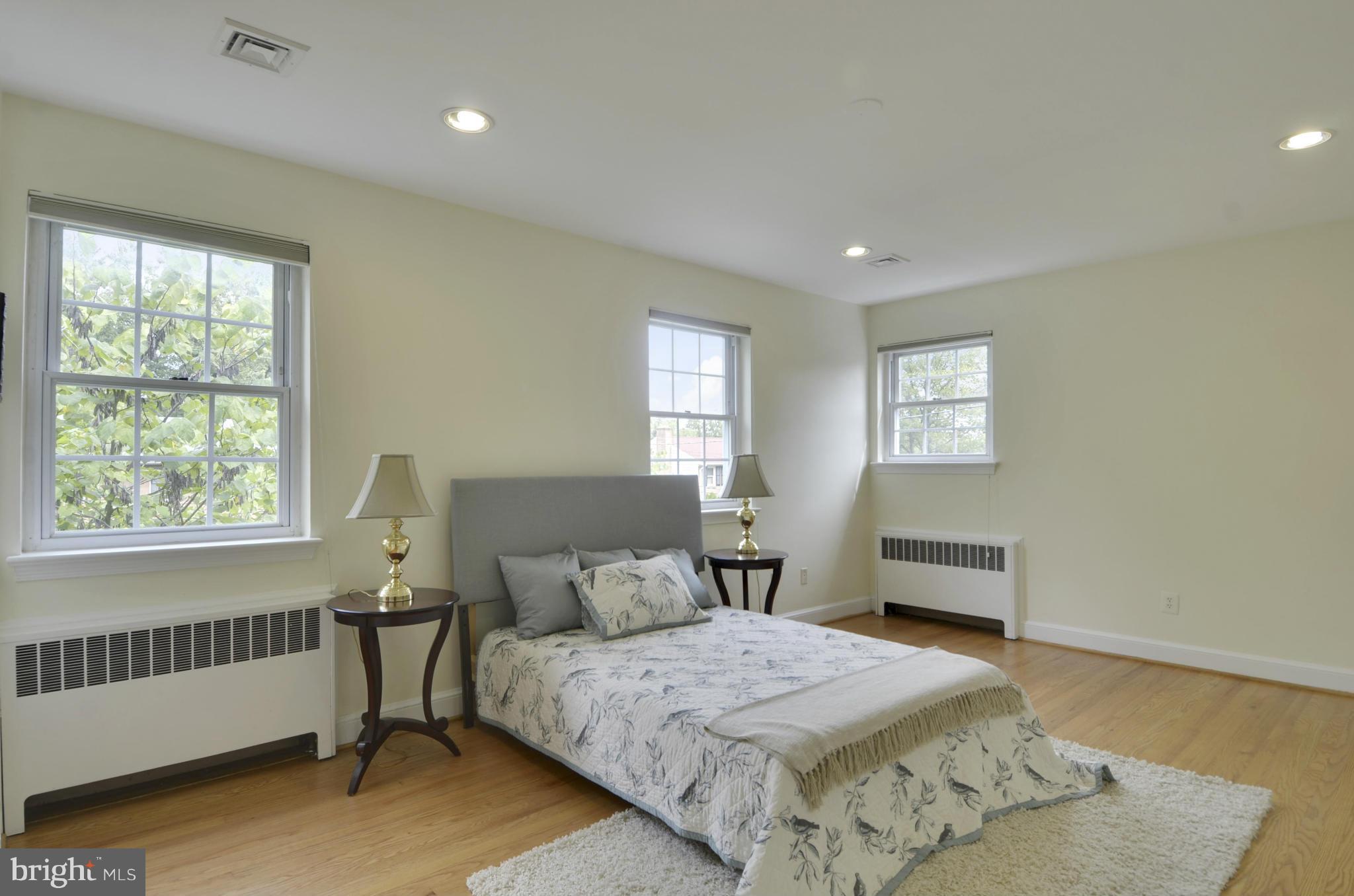 1218 Burton Street Silver Spring, MD 20910 - Photo 16 of 30 Bedroom (Master)