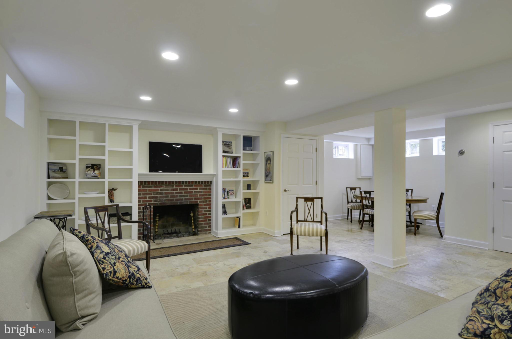 1218 Burton Street Silver Spring, MD 20910 - Photo 26 of 30 Family Room