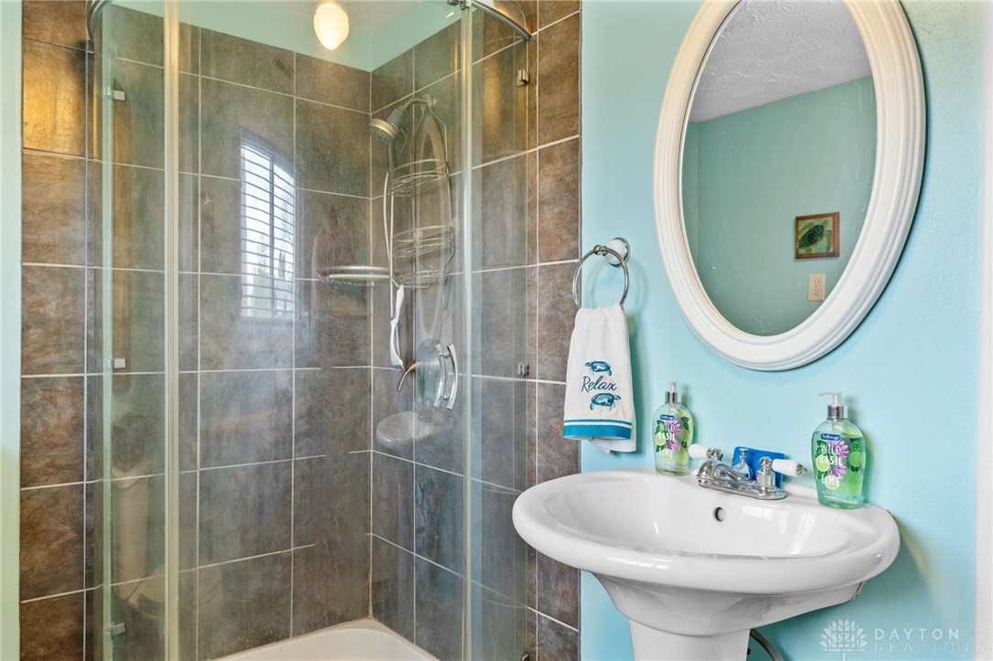 5672 Candlelight Lane Riverside, OH 45431 - Photo 28 of 46 Lower Level Bath