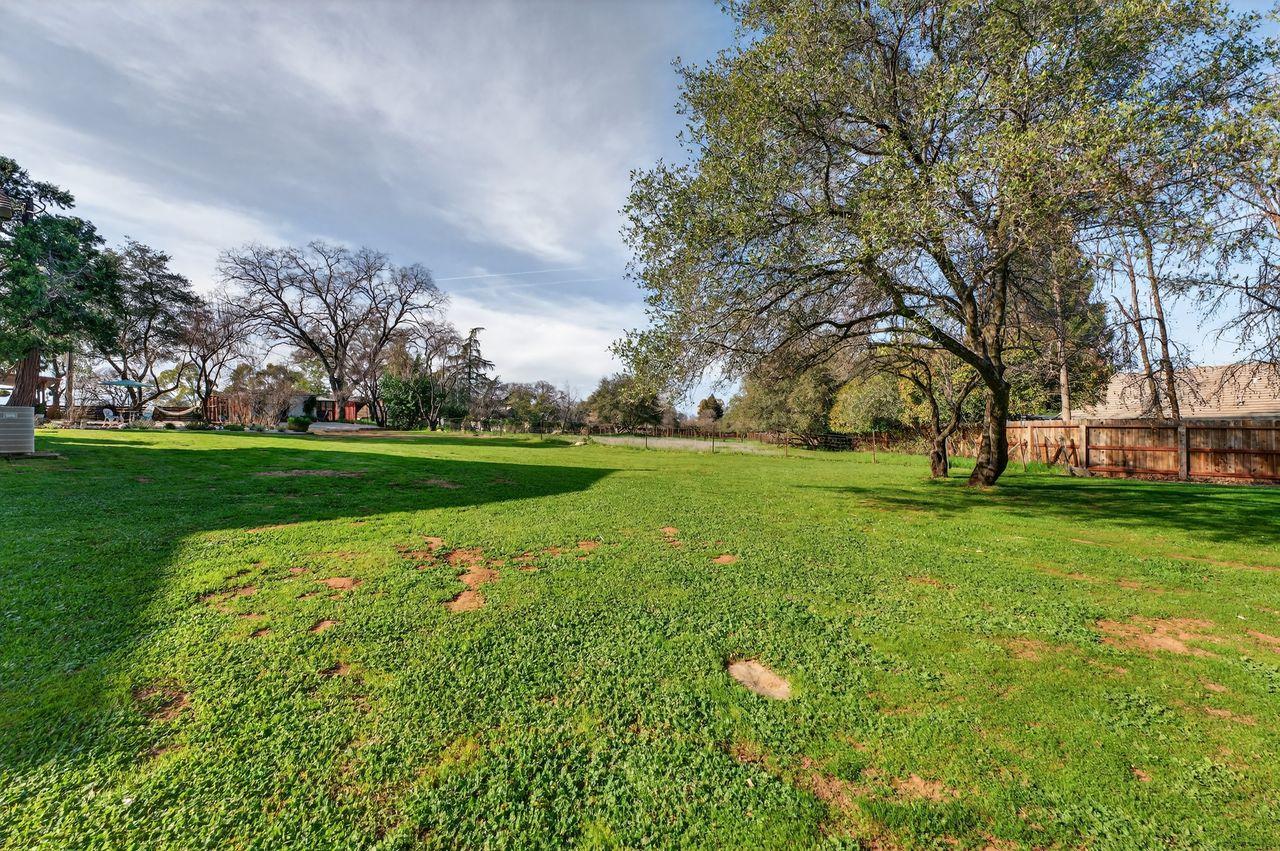 3740 Bell Road Auburn, CA 95602 - Photo 11 of 65