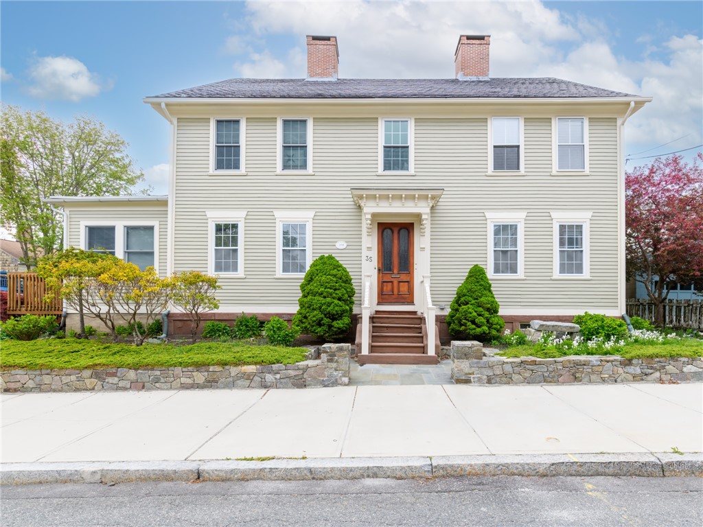 35 State Street Warren, RI 02885 - Photo 1 of 31 Gallery Image 1