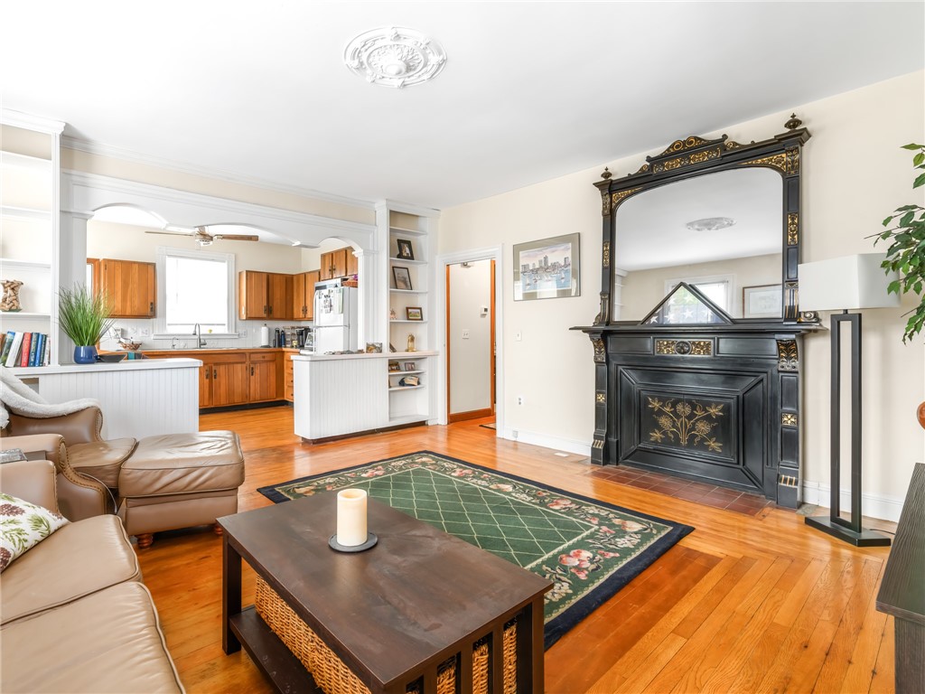 35 State Street Warren, RI 02885 - Photo 13 of 31 Gallery Image 13