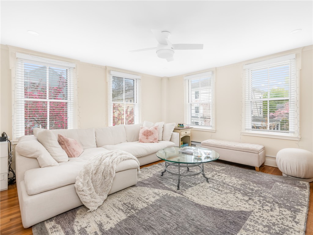 35 State Street Warren, RI 02885 - Photo 5 of 31 Gallery Image 5
