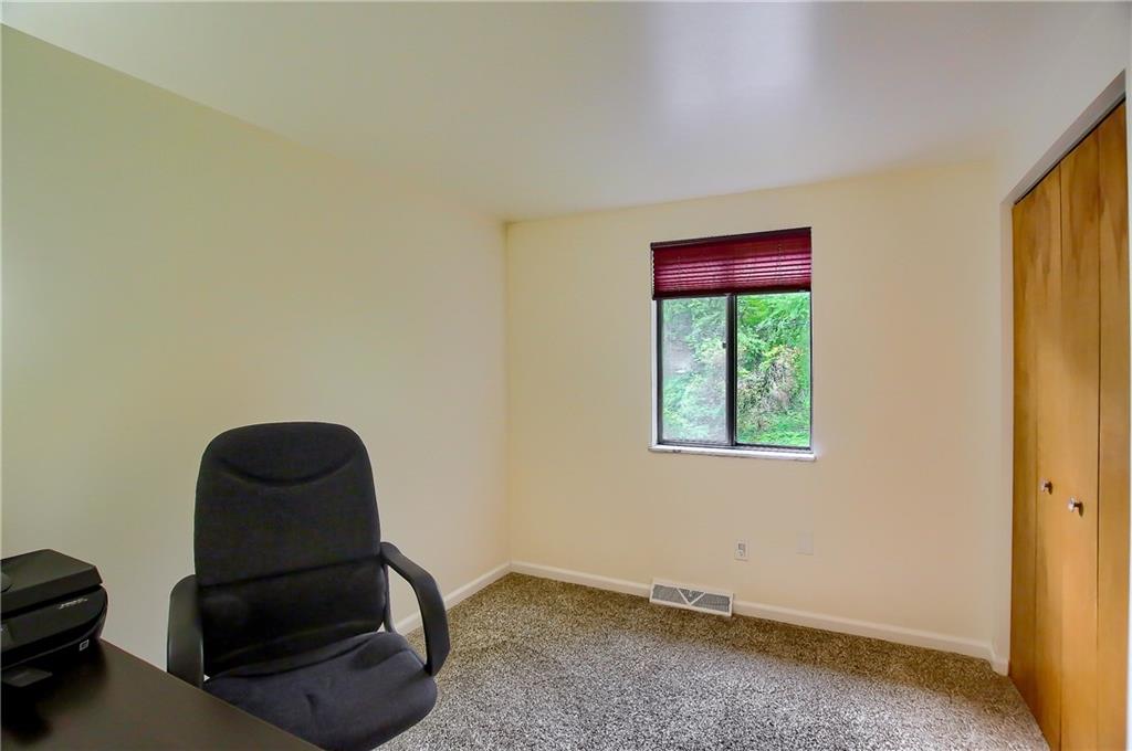 122 Buckhill Road Pittsburgh, PA 15237 - Photo 23 of 25 Gallery Image 23