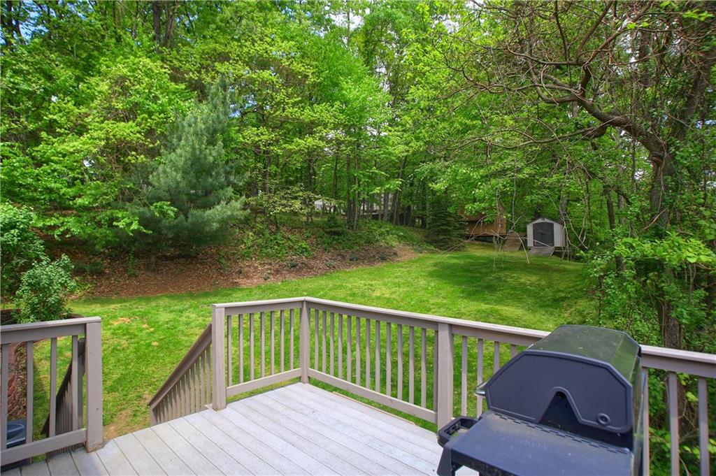 122 Buckhill Road Pittsburgh, PA 15237 - Photo 7 of 25 Gallery Image 7