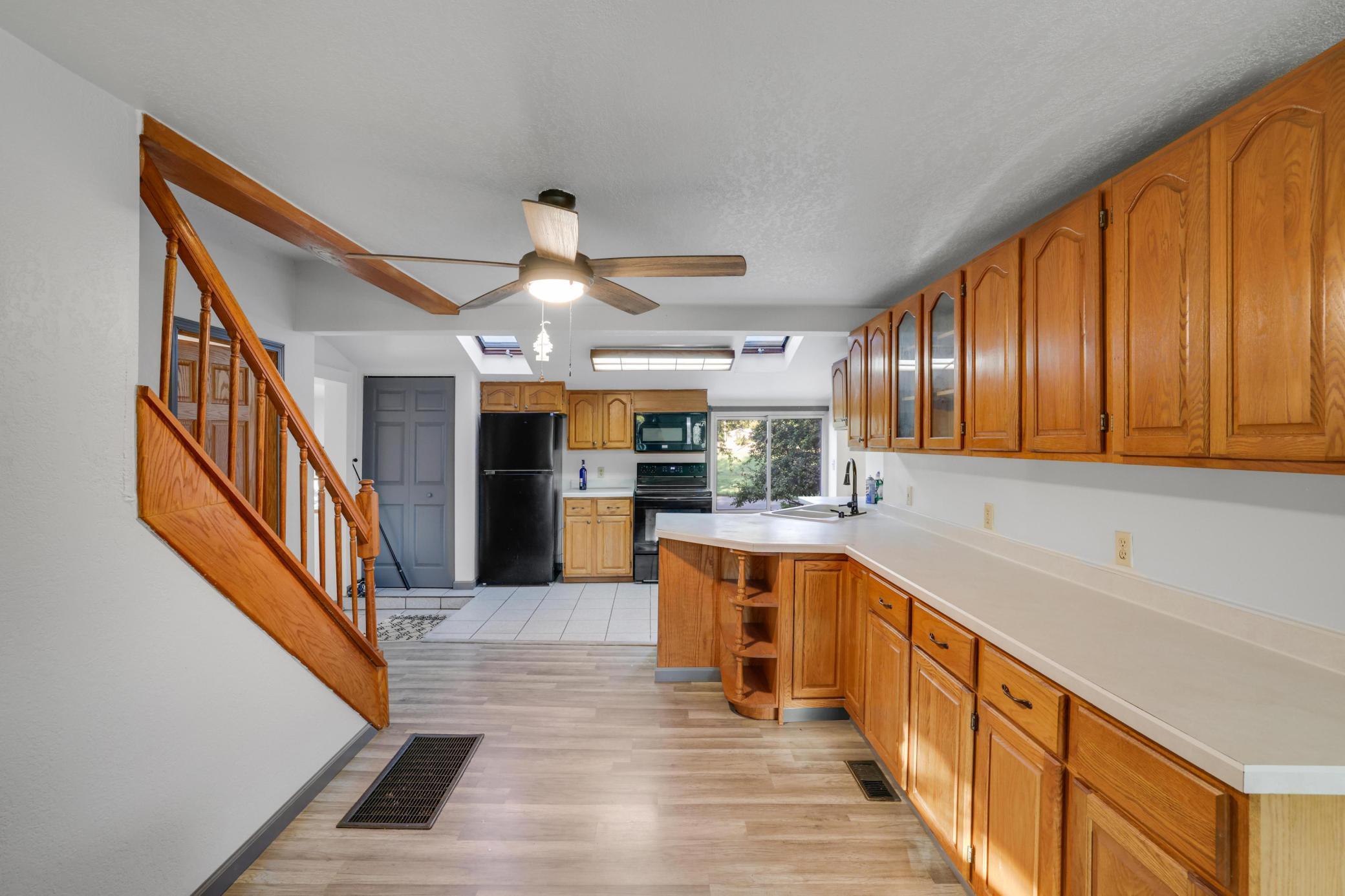 412 Prairie Avenue Southwest Faribault, MN 55021 - Photo 11 of 43