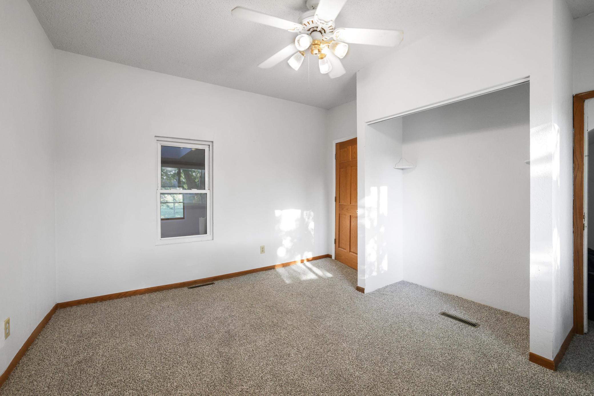 412 Prairie Avenue Southwest Faribault, MN 55021 - Photo 16 of 43