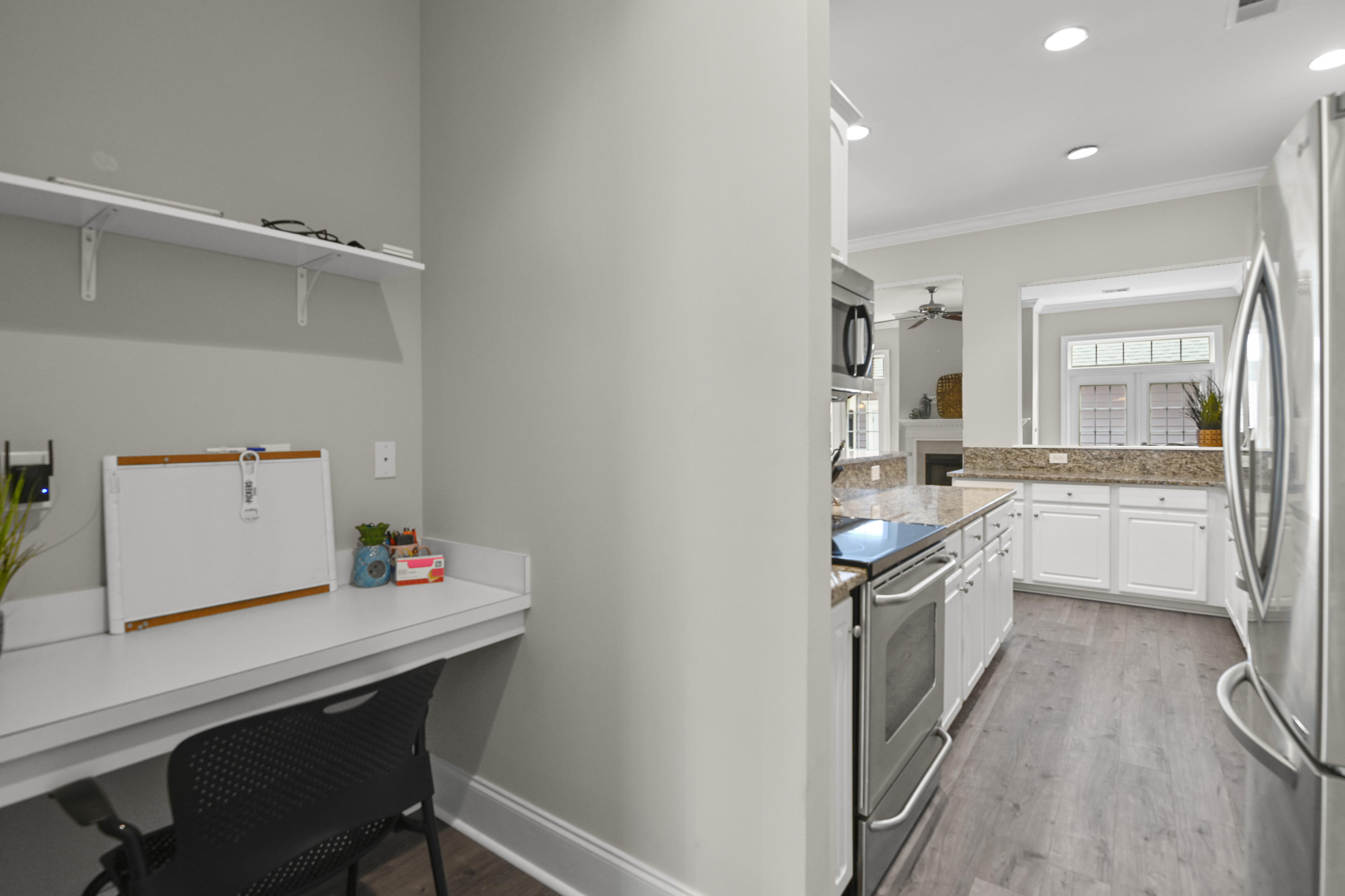 1775 Tennyson Row Mount Pleasant, SC 29466 - Photo 7 of 34 Butler's pantry w/ built-in desk